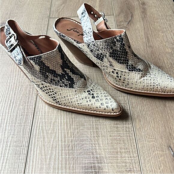 Free People Silverton Snake Print Western Leather Slingback Mules US 10 - Picture 3 of 10
